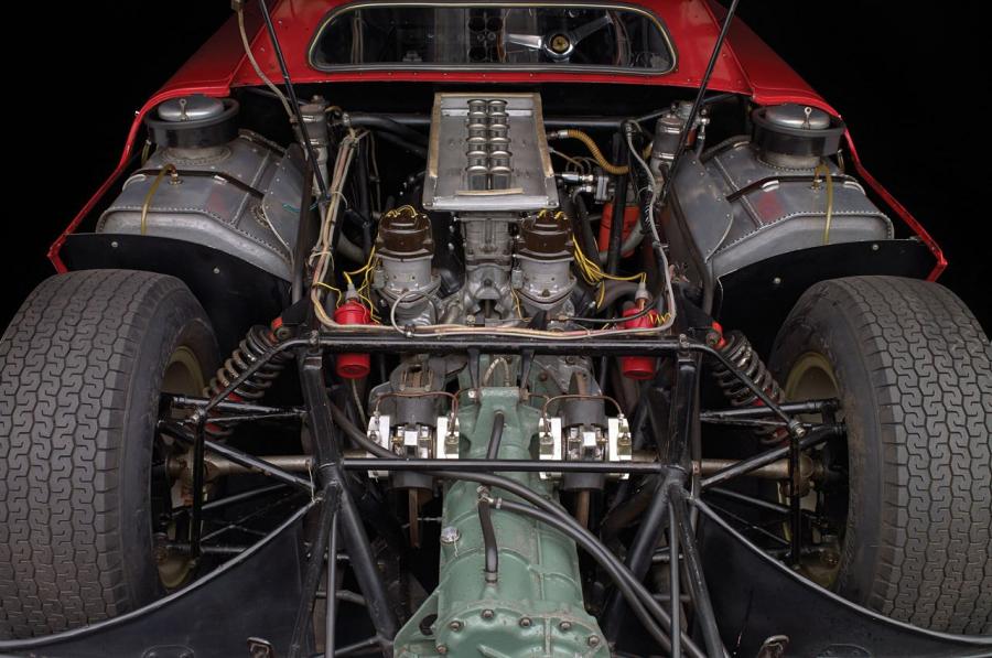  Ferrari 250 LM (6017) 1964 года  (фото 9 из 12)